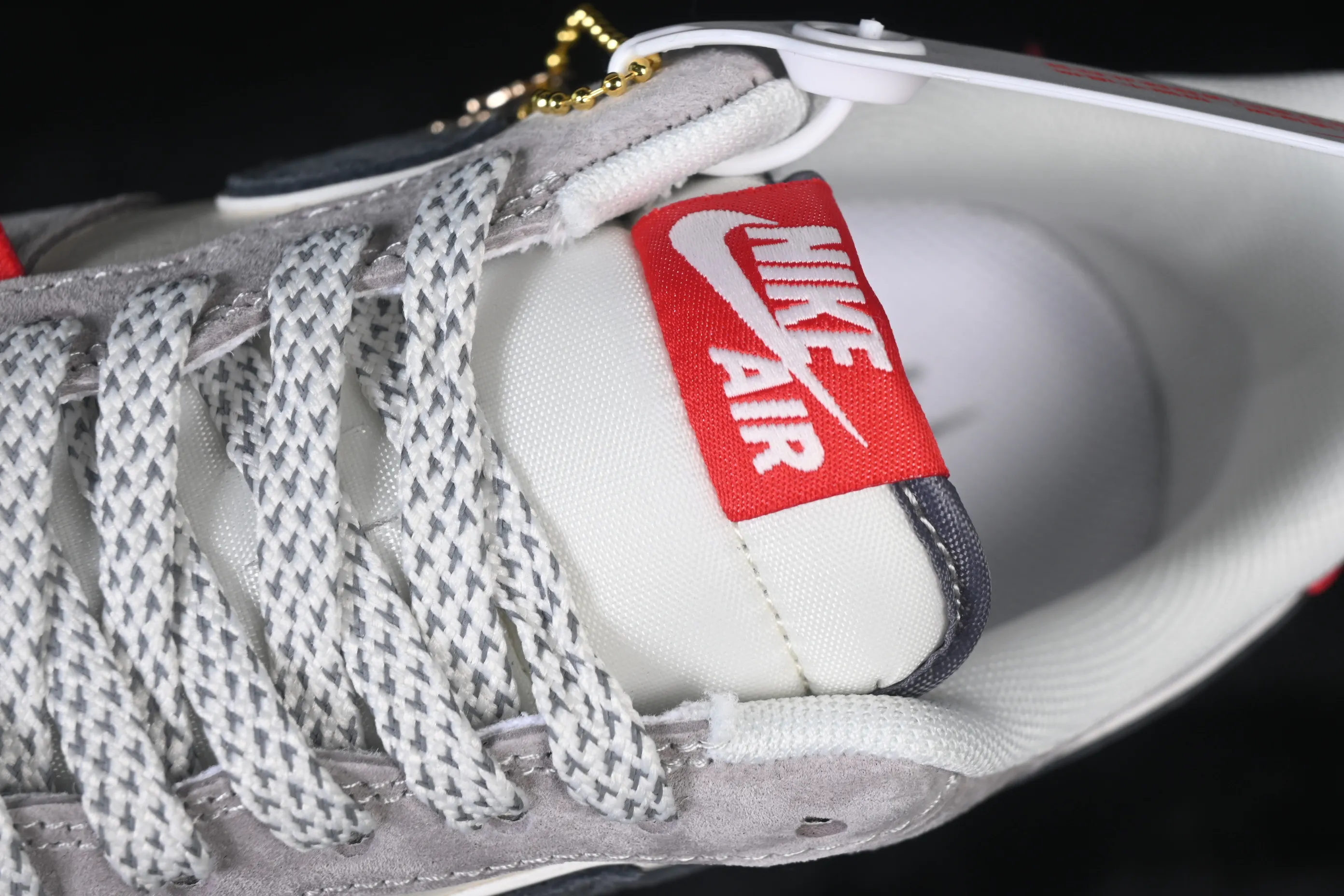 All categories Nk Air Force 1 Air Force series Nk Air Force 1 Low Air Force low-top Nike Air Force 1'07 Low Year of the Horse limited edition Gray-red texture Air Force 1 low-top casual sneakers HT5088-628
